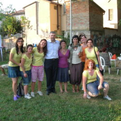 volontari in servizio civile presso fiera del baratto